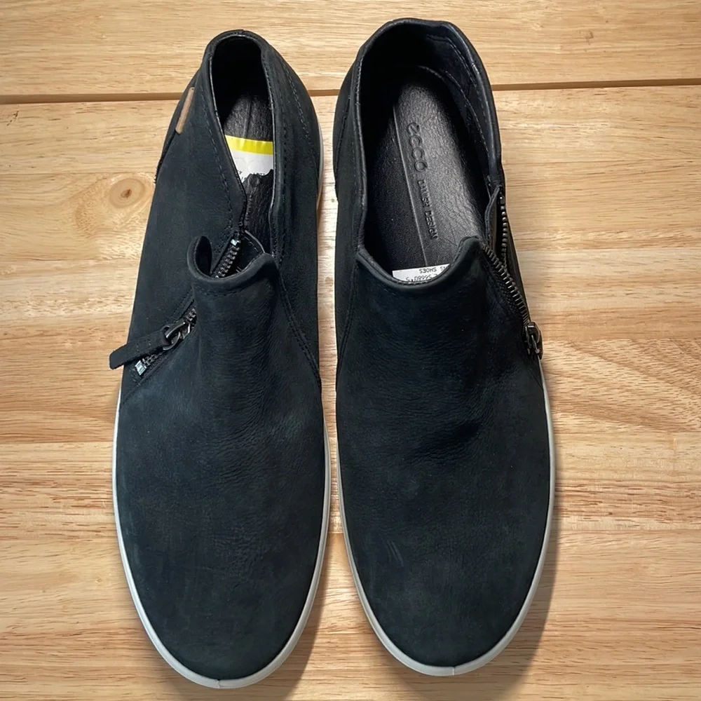 Ecco Soft Nubuck Leather Zip Ankle Boot - Picture 9 of 17